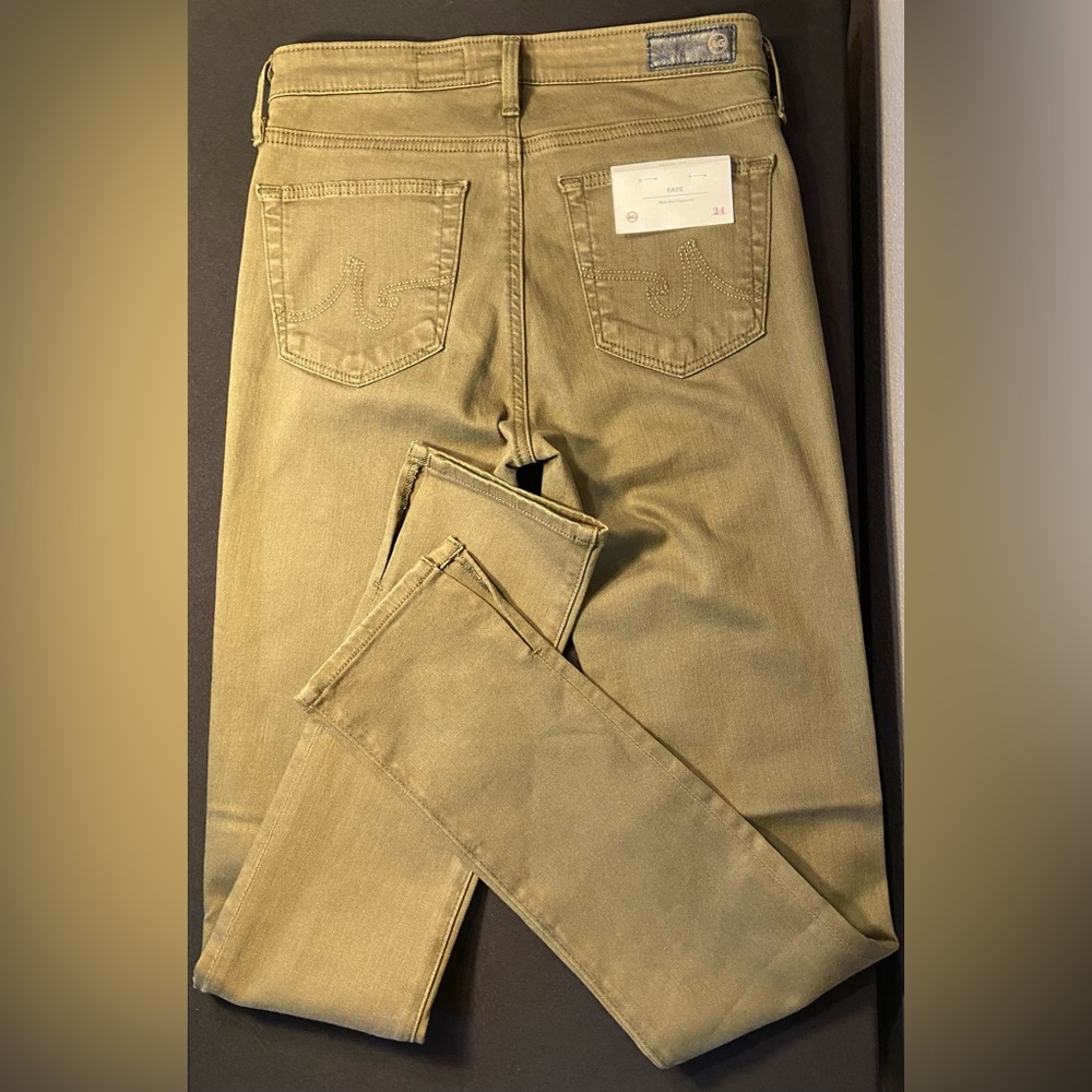 AG ~ FAYE ~ Mid Rise ~ Jeans ~ Olive Green Sz 24R ~ NWT ~ Measurements in Desc.👖 - Picture 3 of 8